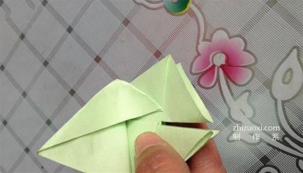 Lily origami illustrated tutorial, single color lily origami