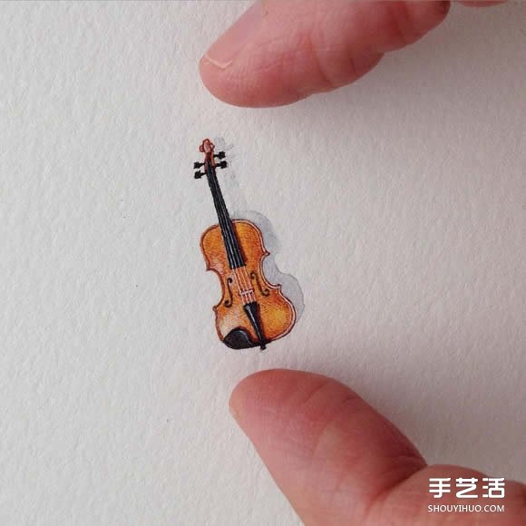 Exquisite miniature illustrations challenge the limits of detail