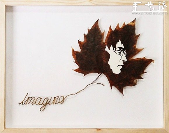 Amazing leaf carving art