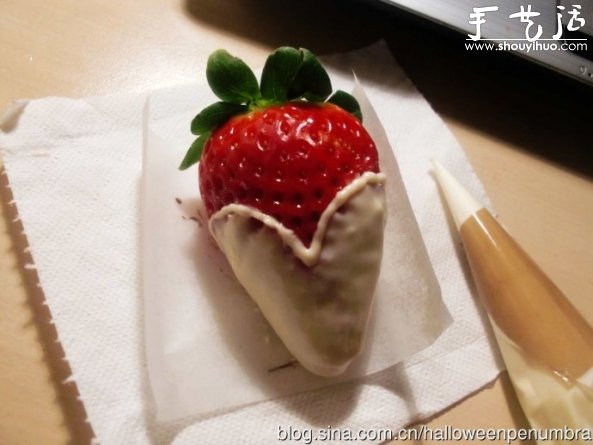 How to make simple strawberry snacks