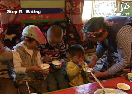 The handmade yogurt from northern Tibet is pure and natural and has a shelf life of only two days