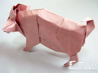 Handmade origami - pig