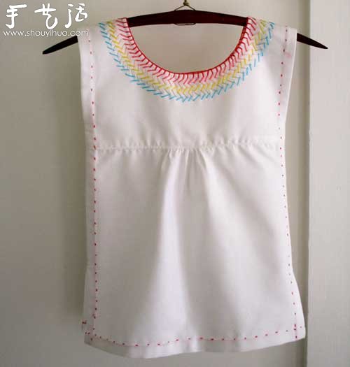 How to make embroidered dresses for young children