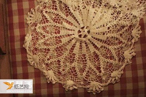 Illustrated tutorial on how to make your own personalized lace lampshade by hand