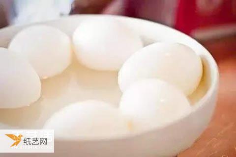 Basics of Easter egg making—how to blow out the egg whites and yolks