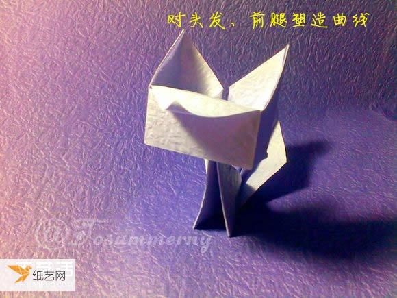 Share an illustrated tutorial on using origami to fold a flame-tailed square cat.