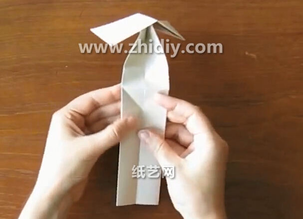 How to fold an origami cat? Origami video tutorial for super cute three-dimensional origami kitten