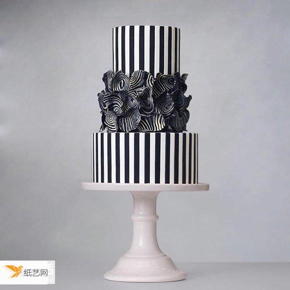 A delicious and beautiful cake that combines architecture and art