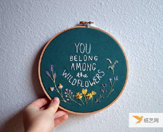 Appreciation and appreciation of pictures of small fresh embroidery works with text as the main pattern