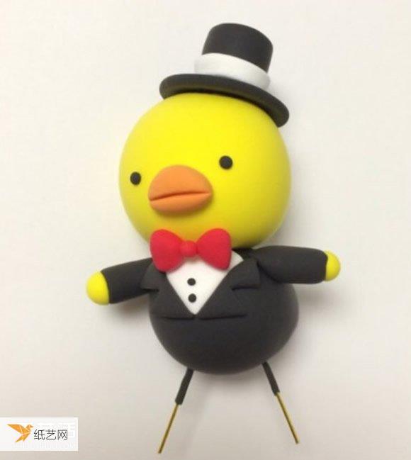 Illustrated tutorial on how to use ultra-light clay to make a personalized gentleman’s little yellow chicken