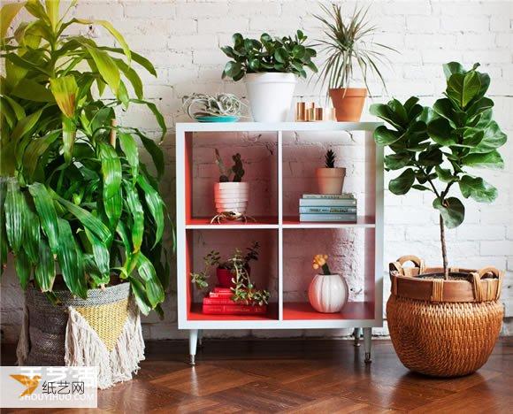 Tutorial on remodeling an old bookcase into a fashionable new cabinet in four simple steps