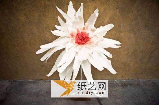 How to make simple and beautiful large paper flowers. This origami flower can be used as a party decoration