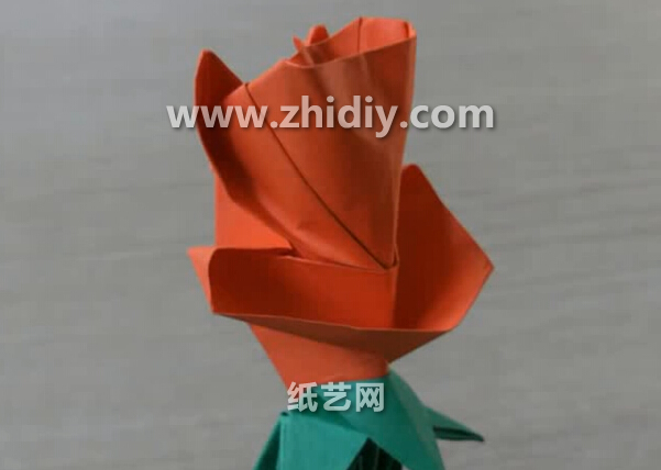 Simple origami rose origami video tutorial teaches you how to fold roses