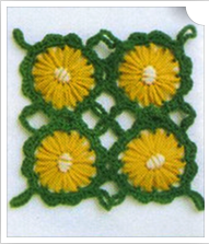 Small fresh hand-knitted small daisy flower coaster illustrated crochet tutorial