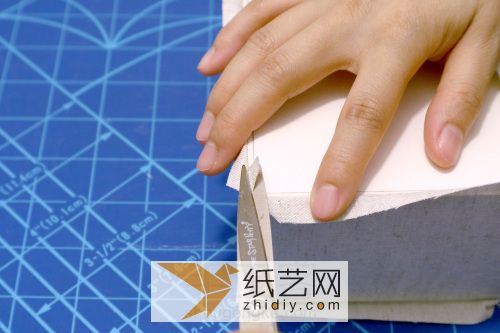 DIY fabric gift packaging box making tutorial for Chinese Valentine’s Day gifts