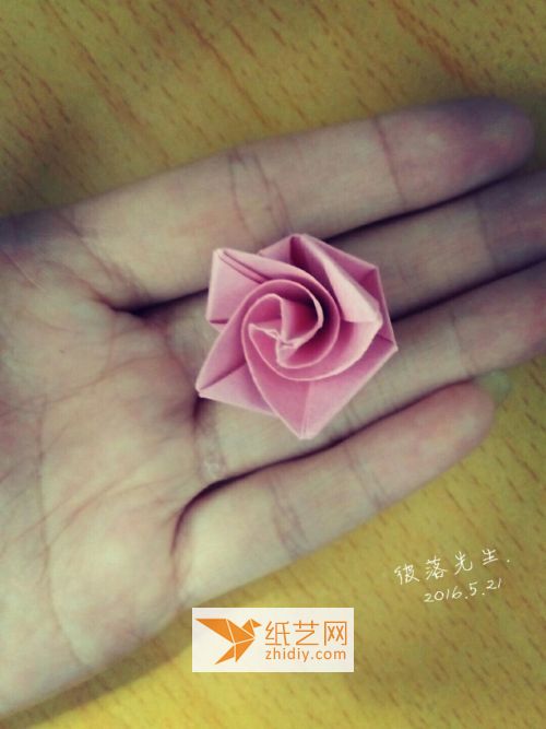 Origami Rose Ring Step-by-Step Illustrated Tutorial (Translated)