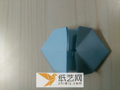 Illustrated tutorial on origami three-dimensional modeling A simple origami practice