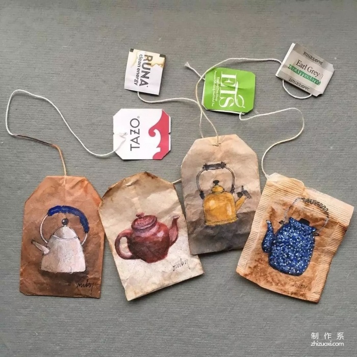 Is it difficult to draw? She painted for 365 days using the tea bags she drank!