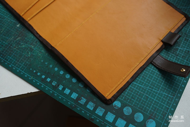 B5 notebook leather case detailed production steps