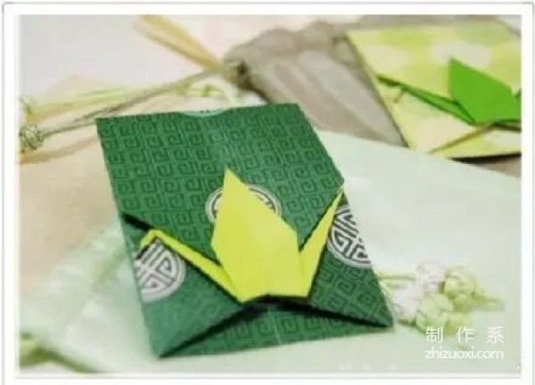 How to fold paper crane envelope