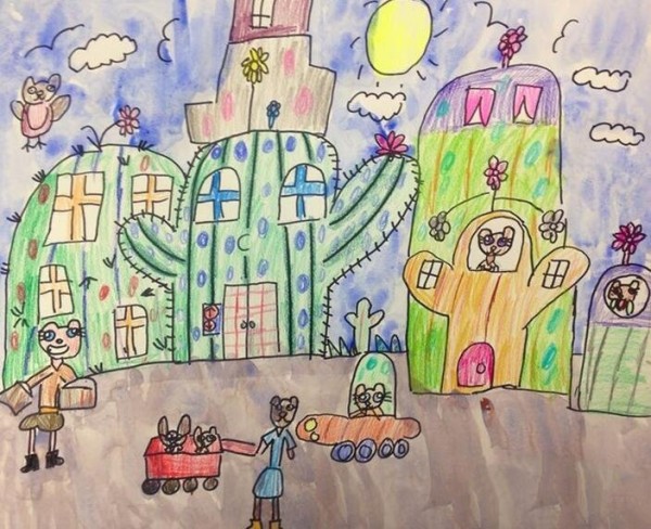 Appreciation of creative paintings by primary school students at Cactus Castle