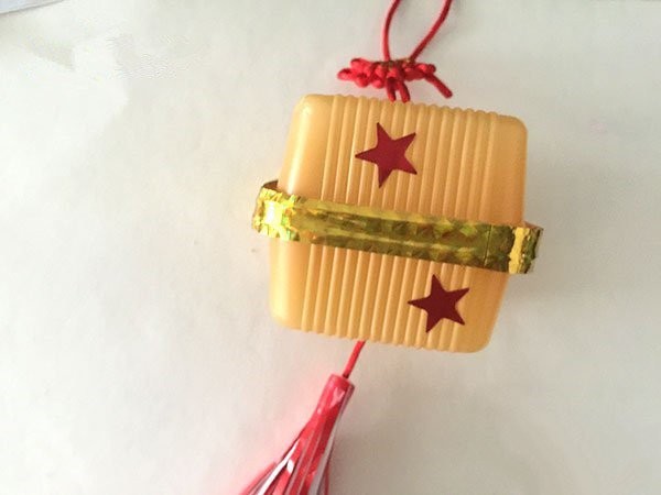 How to make mooncake box lanterns