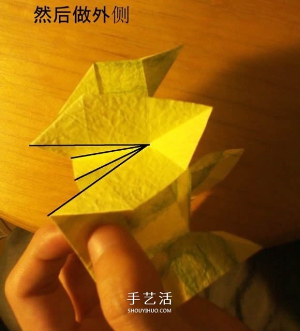 How to fold a Korean-style rose gift box, including the folding method of the lid and box body