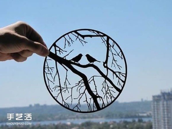 The paper-cut works that integrate life into handcraft are simple and real~