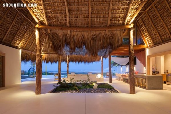 Villa design made of traditional thatched roof and wooden structure