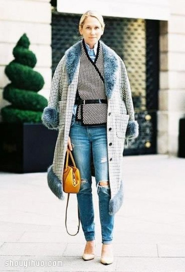 4 Fashionable Scarf Styles with Personalized Scarf Styles