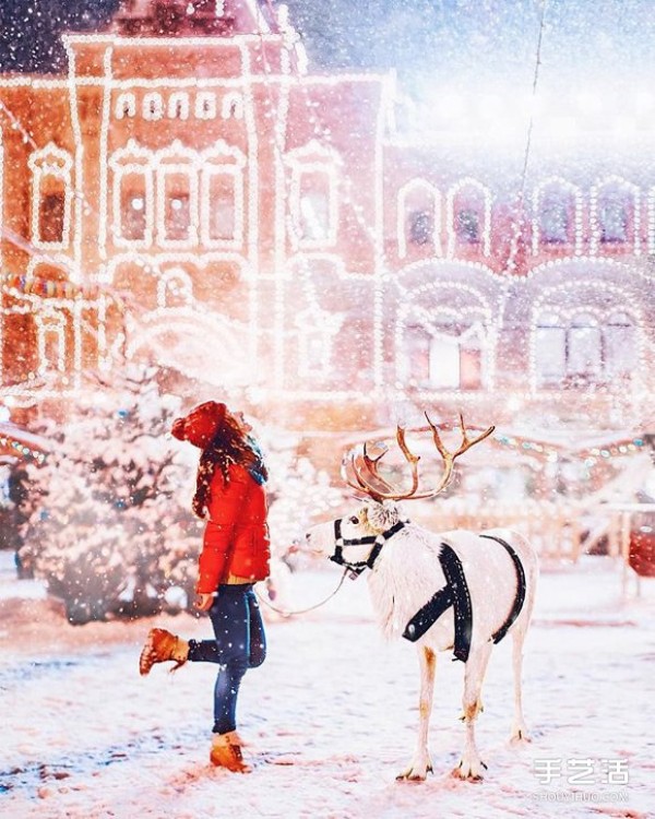 Moscow, like a northern wonderland, presents a dreamy fairy tale atmosphere