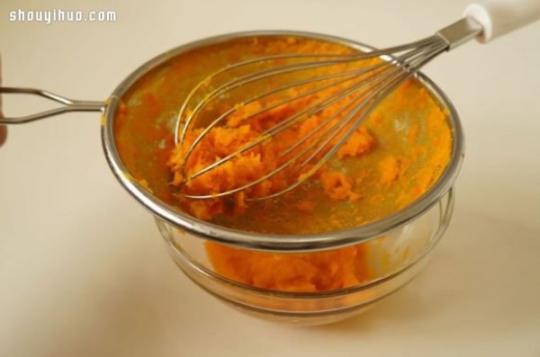 Baby nutrition recipe: How to make homemade pumpkin and carrot rice cereal