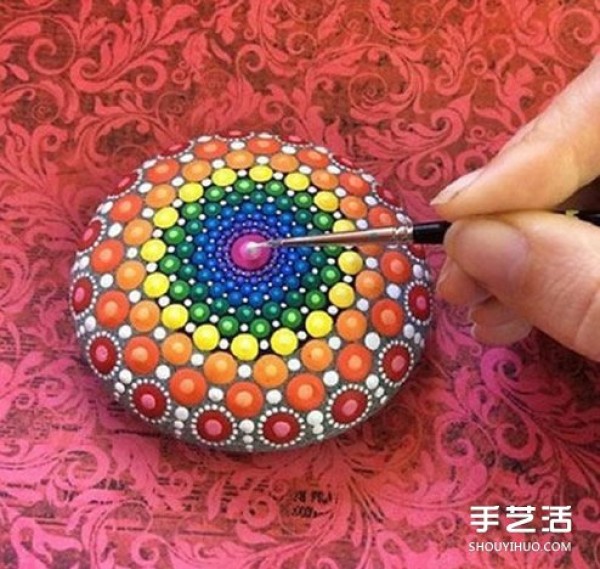 Pebble painting art, stone painting artwork with ethnic style