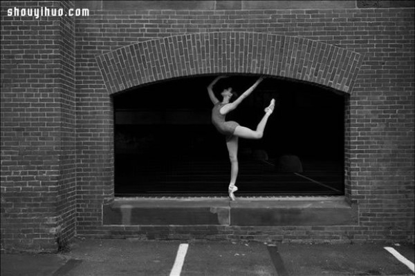 The graceful ballet postures outside the pointe art stage under the camera