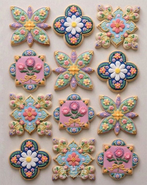 Just like retro tiles! Frosted biscuits made by dessert artist KUNIKA