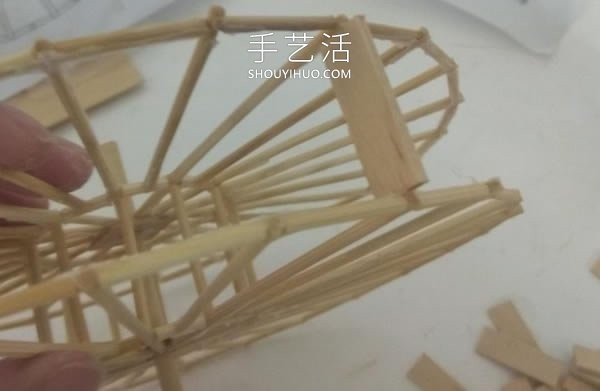 Mini waterwheel model making method with drawings