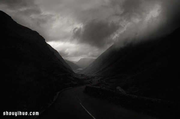 A breakdown of the worlds loneliest roads. Do you dare to go there alone? 