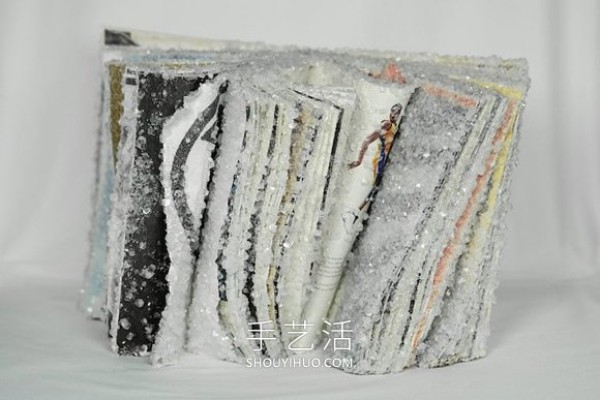 Artists turn DIY books into crystal clear sculptures