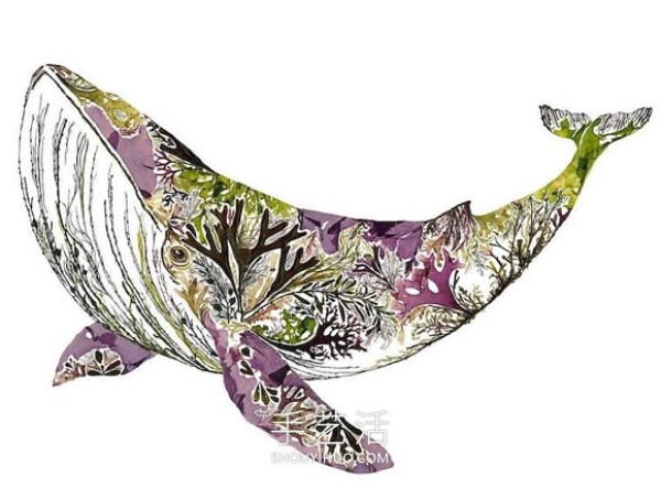 Use pressed flowers and leaves to create beautiful animal illustrations