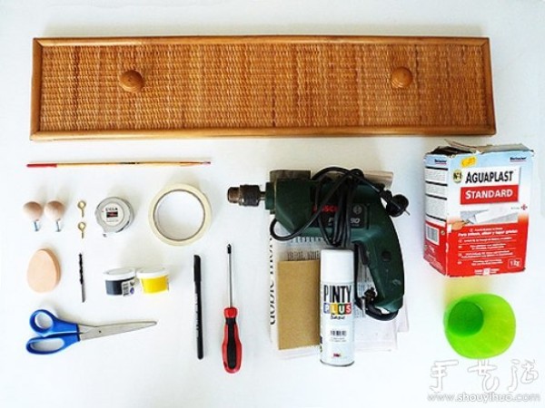 Old straw drawer DIY wall hook