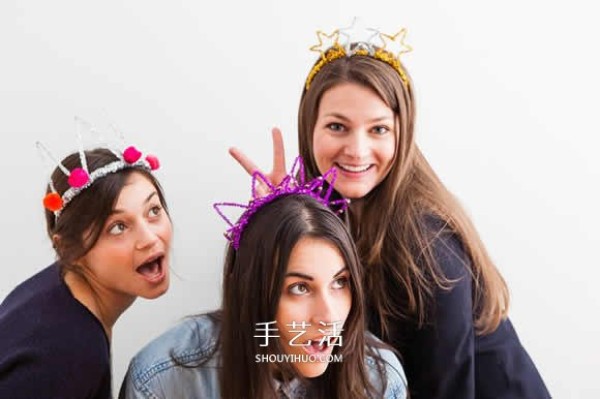 A must for parties! Use twist sticks to DIY crown headdress