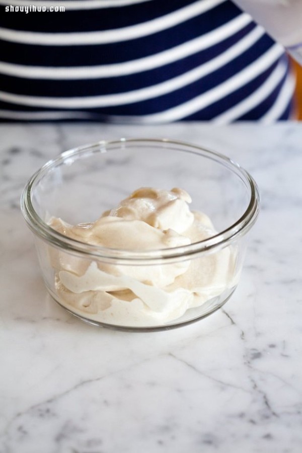 Just use a banana to make healthy low-fat handmade ice cream