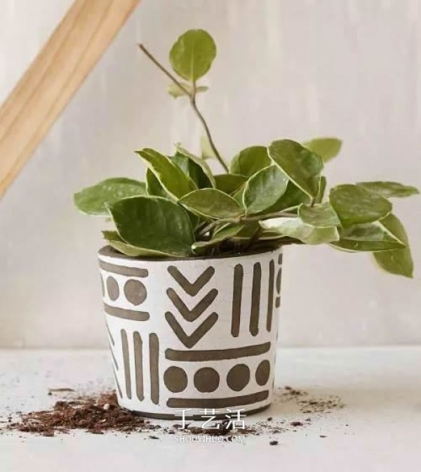 The process of making flower pots with cement is simple and has a healing effect! 