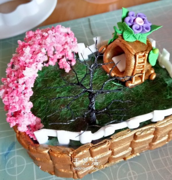 Ultra-light clay elf house to make cute elf house with clay DIY