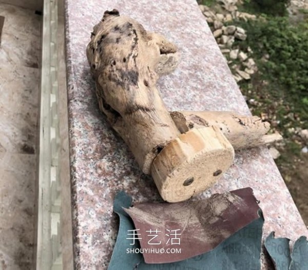 How to make bonsai shapes out of dead wood