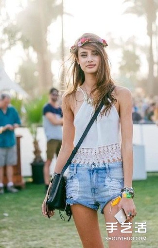 Pairing with denim shorts: 13 ways to keep you cool all summer