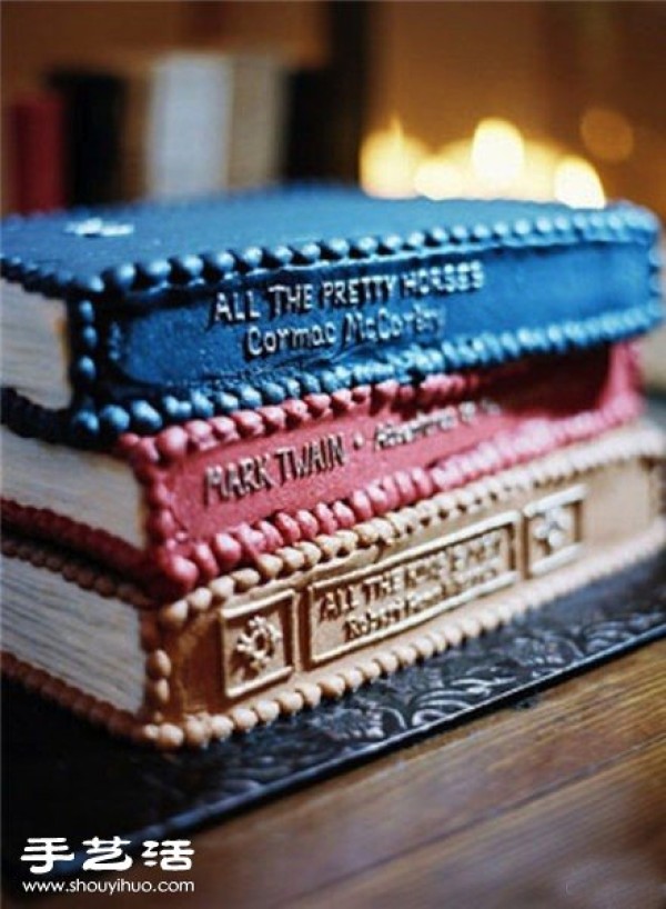 What will the creative book cake taste like? 