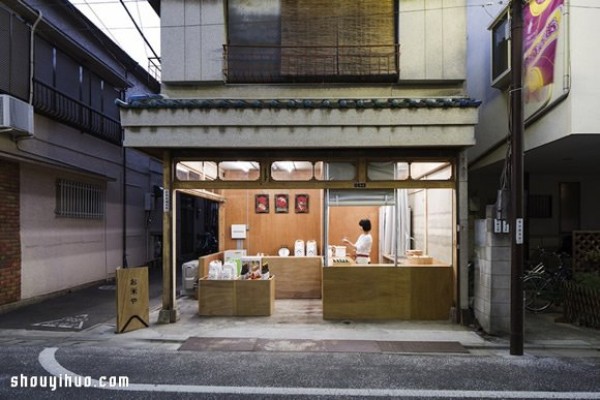 Decoration design of Xiaomi store in Shinagawa, Tokyo, Japan