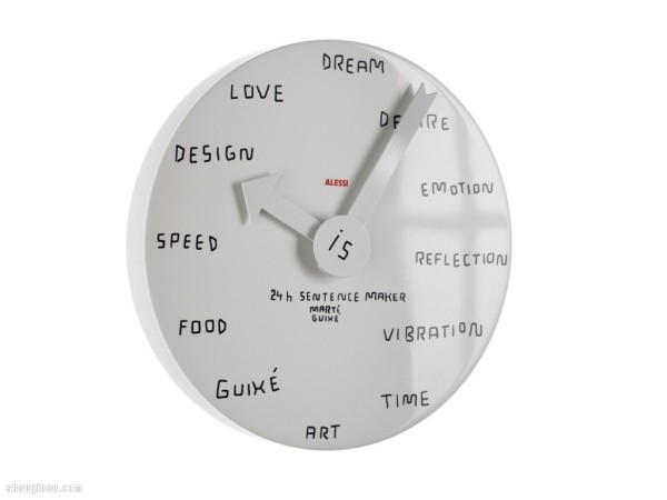 Creative wall clock product design that is convenient for writing and wiping