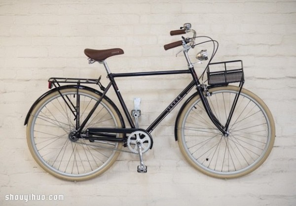 LEKKER, a long-established bicycle shop in a quiet alley in Melbourne